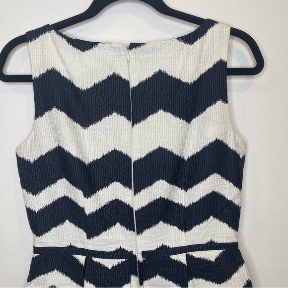 Taylor Chevron Zig Zag Jacquard Black White Fit Flare Dress Size 4 - Picture 6 of 15